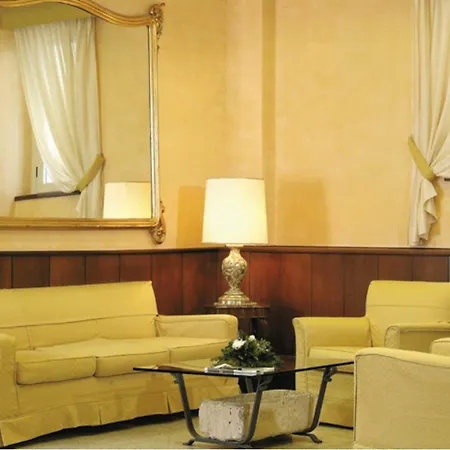 Hotel American 4*