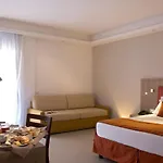 阿美丽肯酒店 酒店 4*