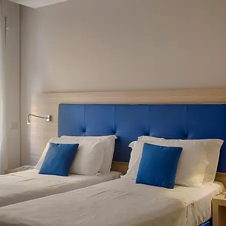 American Hotel 4*