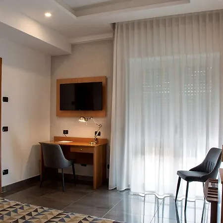 Hotel American