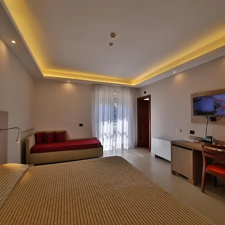 American 4* Pozzuoli